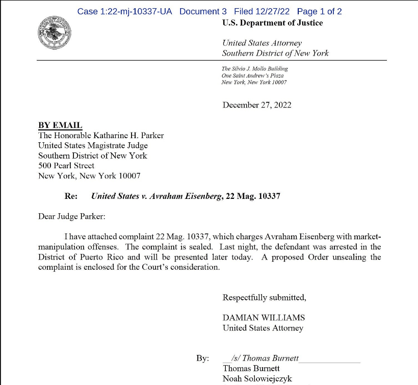 NFT交易也与加密交易一起下降，数据显示自4月以来NFT销售额每月都在下降
